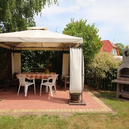 Schoene In Mit Garten Und Grill Und In Der Naehe 公寓 里沃